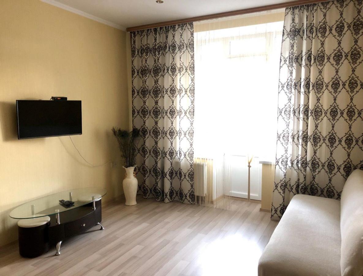 Apartment In The Center Τσερκάσι Εξωτερικό φωτογραφία